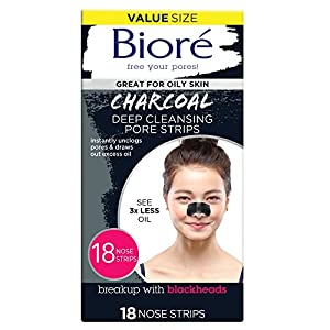 3. شرائط الفحم للأنف من بيوريه للتنظيف العميق Bioré Deep-Cleansing Blackhead Nose Strips