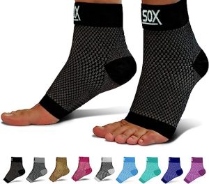 6. أجوارب القدم الضاغطة من إس بي إس SupportSB SOX Compression Foot Sleeves