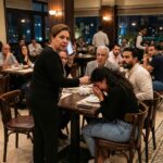 قصة جوز بنتي كسر بخاطرها في المطعم